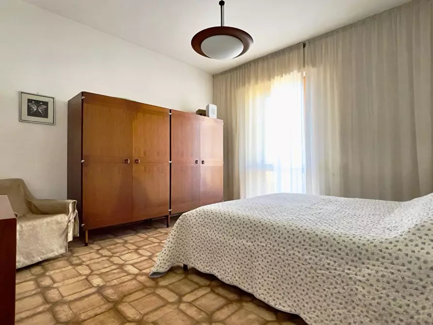 Immagine 14 di Appartamento in vendita  in via E. A. Mario a Lecce