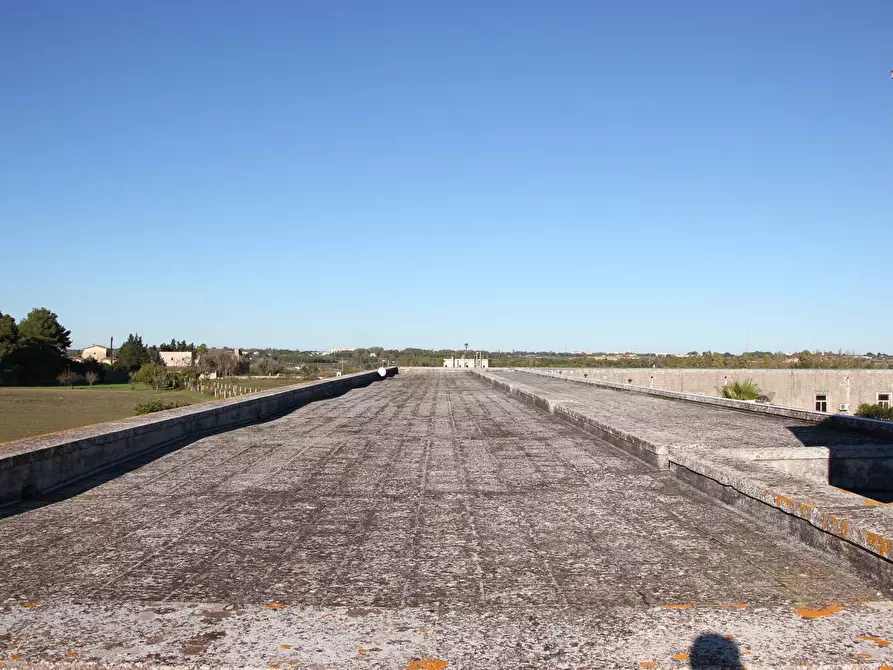 Immagine 11 di Capannone industriale in vendita  in via Enzo Ferrari a Lecce