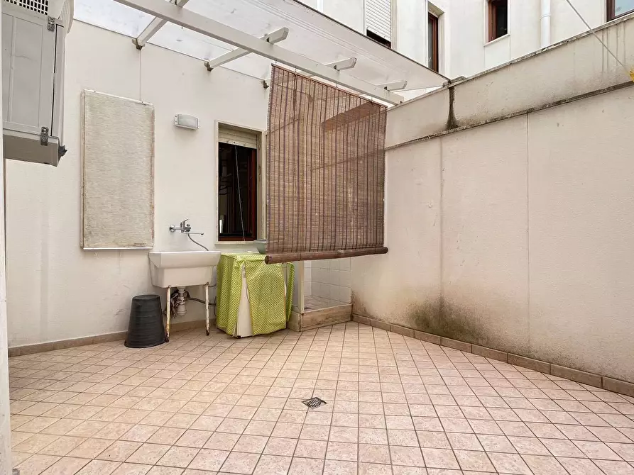 Immagine 18 di Appartamento in vendita  in Lungomare Galileo Galilei a Gallipoli