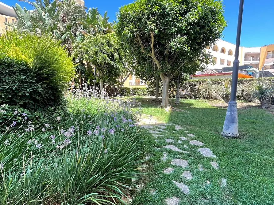 Immagine 23 di Appartamento in vendita  in Lungomare Galileo Galilei a Gallipoli