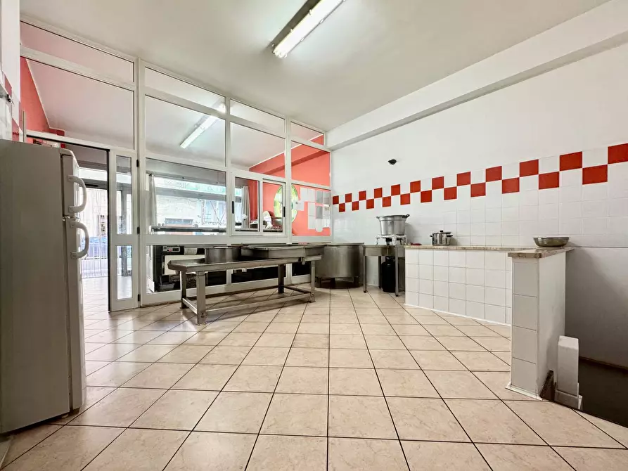 Immagine 8 di Agriturismo in vendita  in viale Della Libertà a Lecce