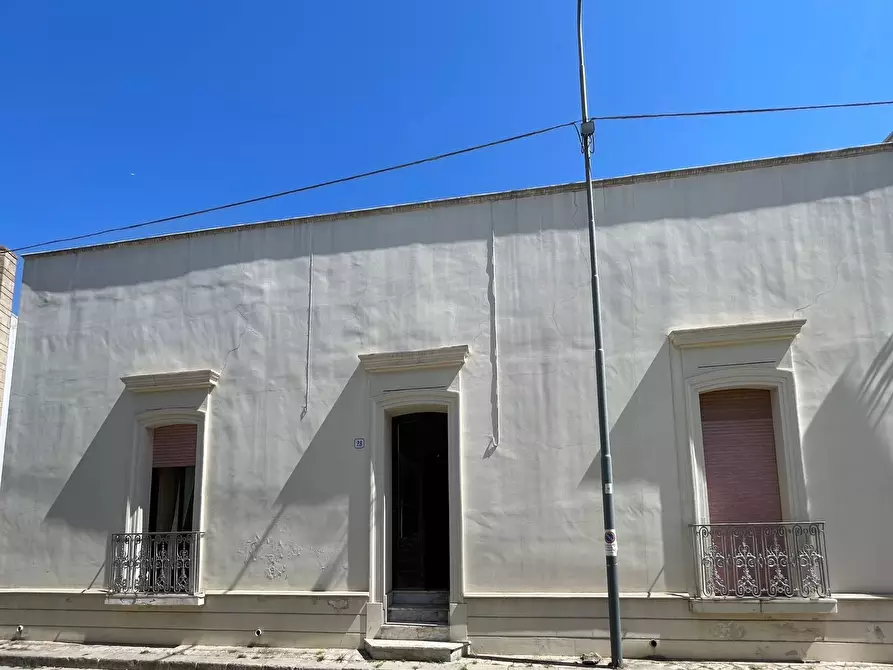 Immagine 17 di Casa indipendente in vendita  in Via Maria Cristina di Savoia a Salice Salentino