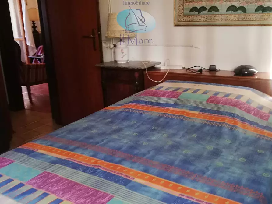 Immagine 7 di Appartamento in vendita  in Via delle Barbate a Camaiore