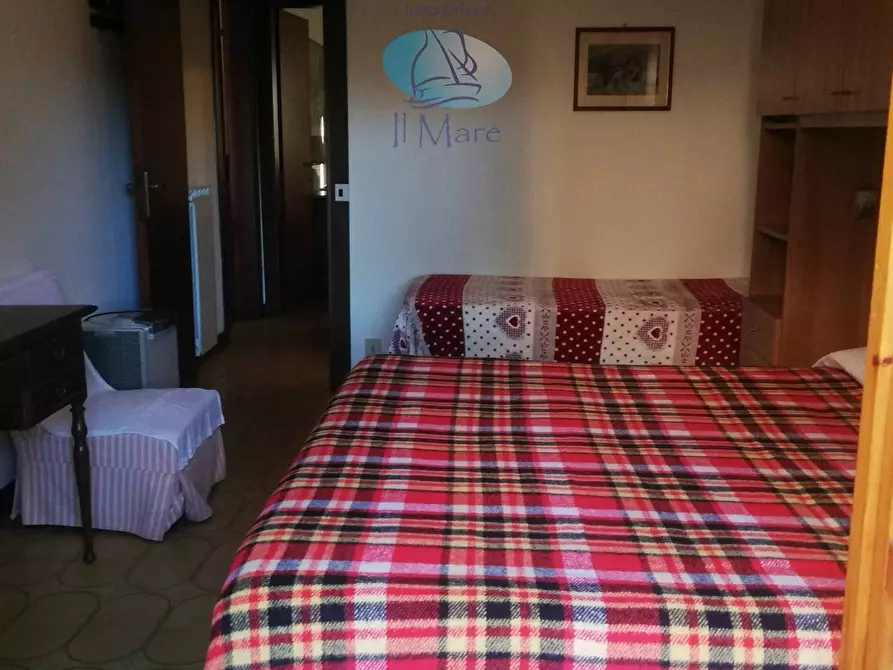 Immagine 8 di Appartamento in vendita  in Via delle Barbate a Camaiore