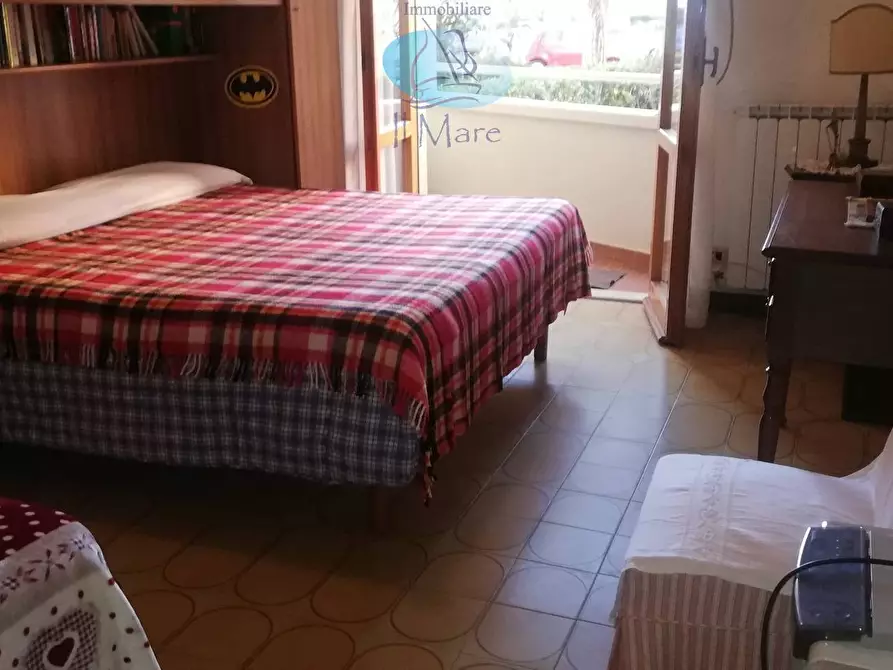 Immagine 13 di Appartamento in vendita  in Via delle Barbate a Camaiore