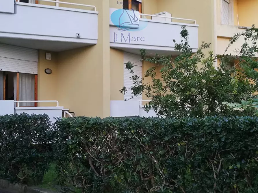 Immagine 23 di Appartamento in vendita  in Via delle Barbate a Camaiore
