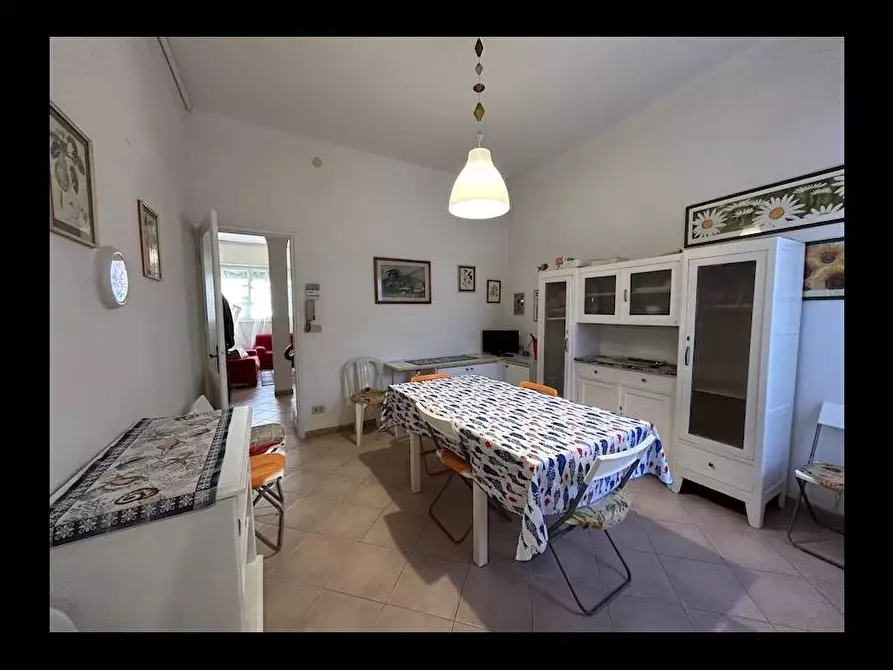 Immagine 10 di Casa indipendente in vendita  in VIA MACHIAVELLI a Viareggio