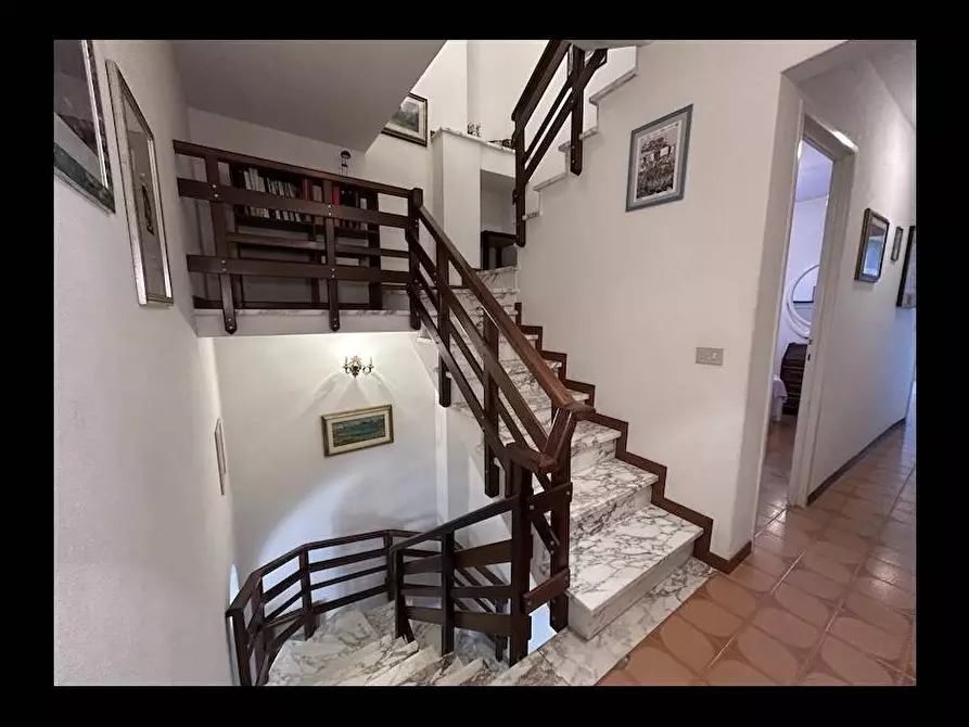 Immagine 22 di Casa indipendente in vendita  in VIA MACHIAVELLI a Viareggio
