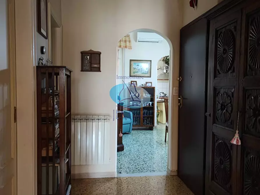 Immagine 16 di Appartamento in vendita  in VIA VENETO a Viareggio