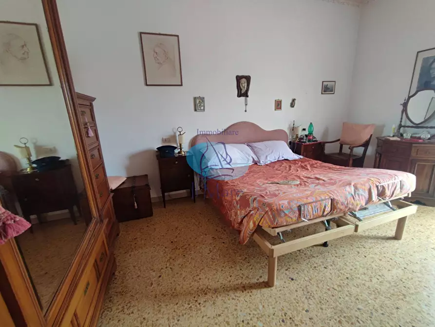 Immagine 20 di Appartamento in vendita  in VIA VENETO a Viareggio