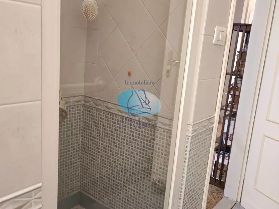 Immagine 27 di Appartamento in vendita  in VIA VENETO a Viareggio