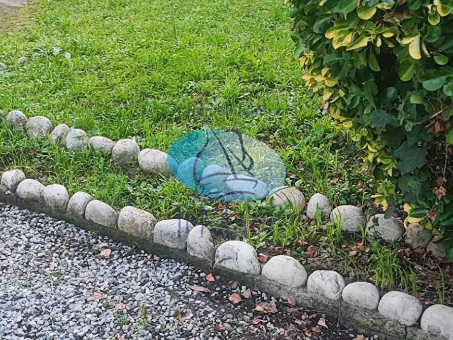 Immagine 11 di Villa in vendita  in Via puglie a Pietrasanta