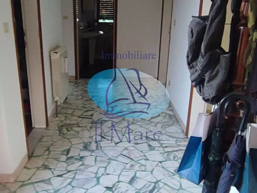 Immagine 15 di Villa in vendita  in Via puglie a Pietrasanta