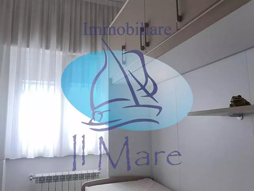 Immagine 17 di Appartamento in vendita  in Via Maroncelli a Viareggio