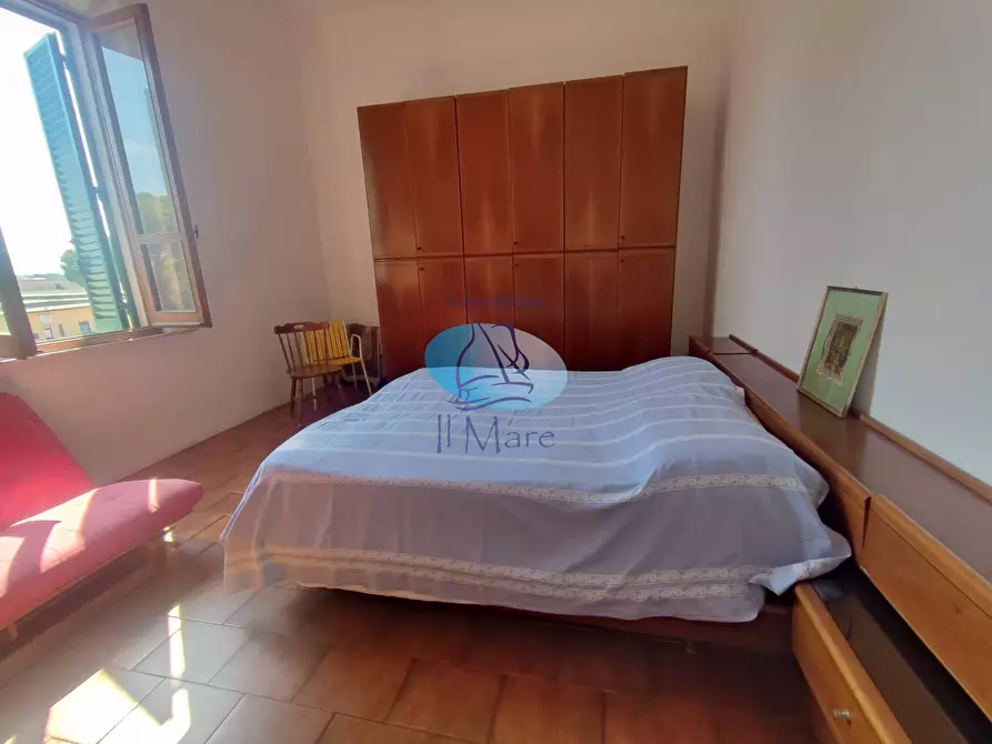 Immagine 23 di Appartamento in vendita  in via coppino a Viareggio