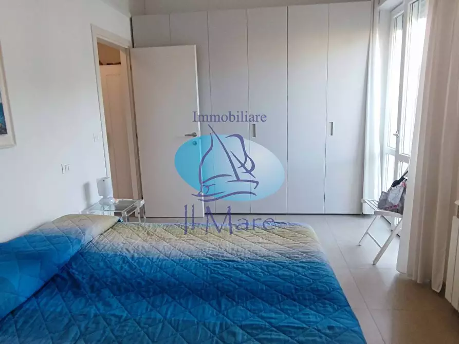 Immagine 24 di Appartamento in vendita  in Via Maroncelli a Viareggio