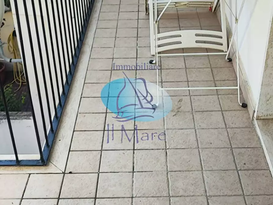 Immagine 30 di Appartamento in vendita  in Via Maroncelli a Viareggio