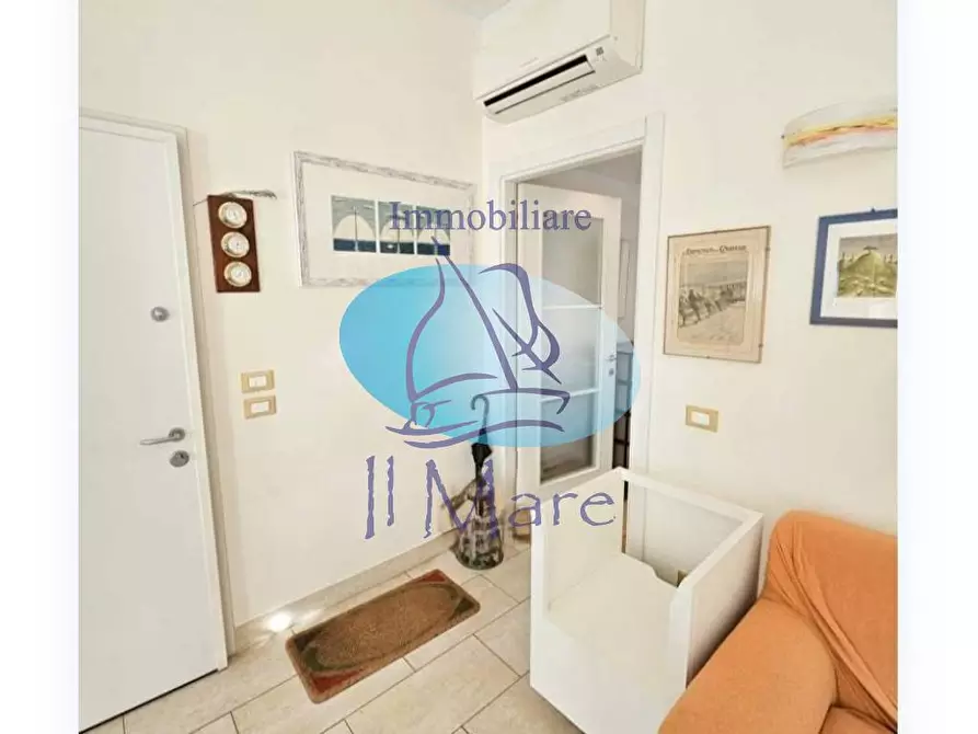 Immagine 15 di Appartamento in vendita  in VIA MAMELI a Viareggio