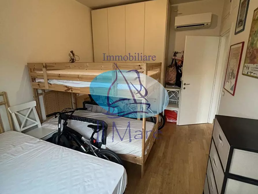 Immagine 17 di Appartamento in vendita  in VIA MAMELI a Viareggio