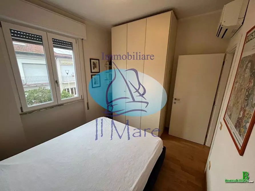 Immagine 18 di Appartamento in vendita  in VIA MAMELI a Viareggio