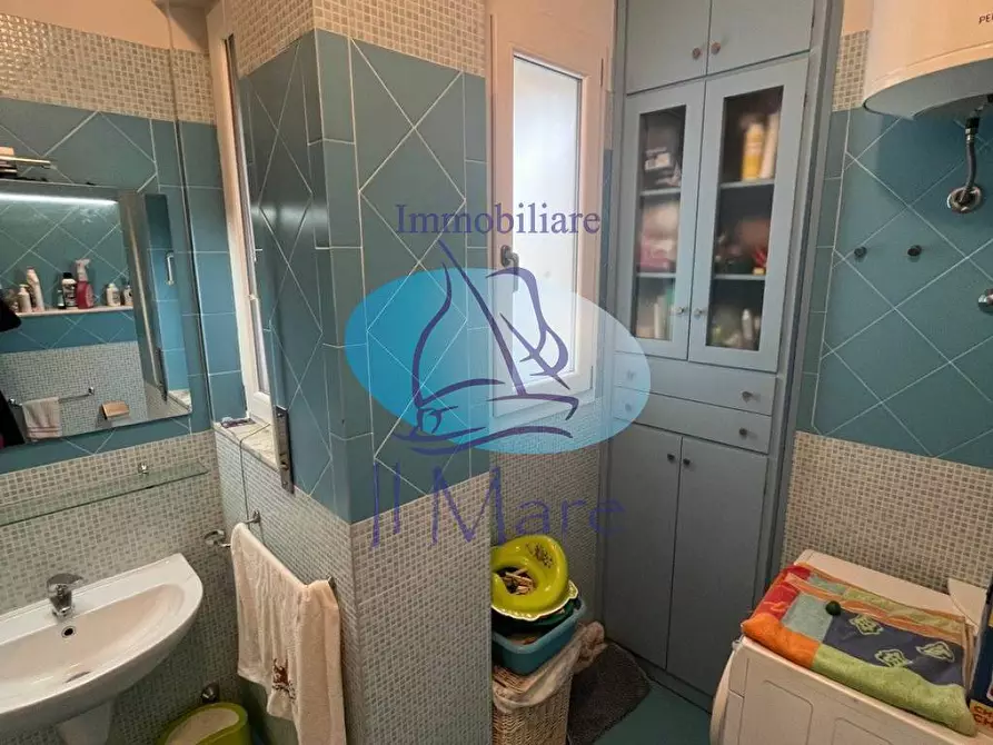 Immagine 30 di Appartamento in vendita  in VIA MAMELI a Viareggio