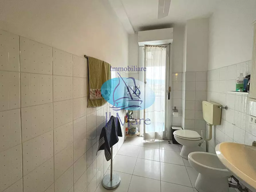 Immagine 23 di Appartamento in vendita  in via del forcone a Viareggio