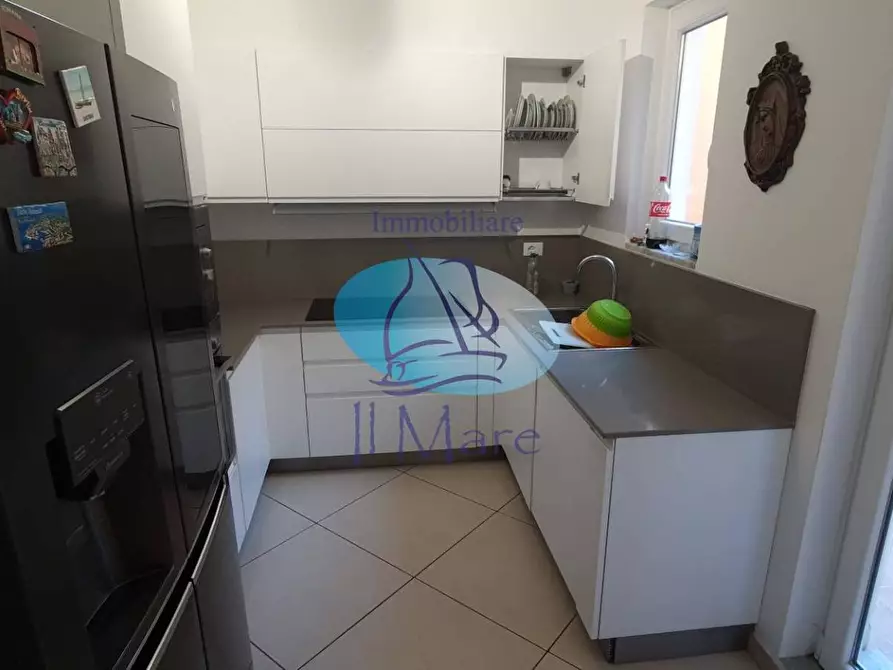 Immagine 13 di Casa indipendente in vendita  in CAVALLOTTI a Viareggio