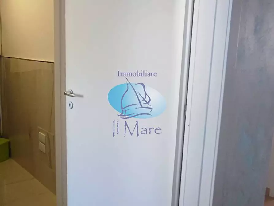 Immagine 27 di Casa indipendente in vendita  in CAVALLOTTI a Viareggio