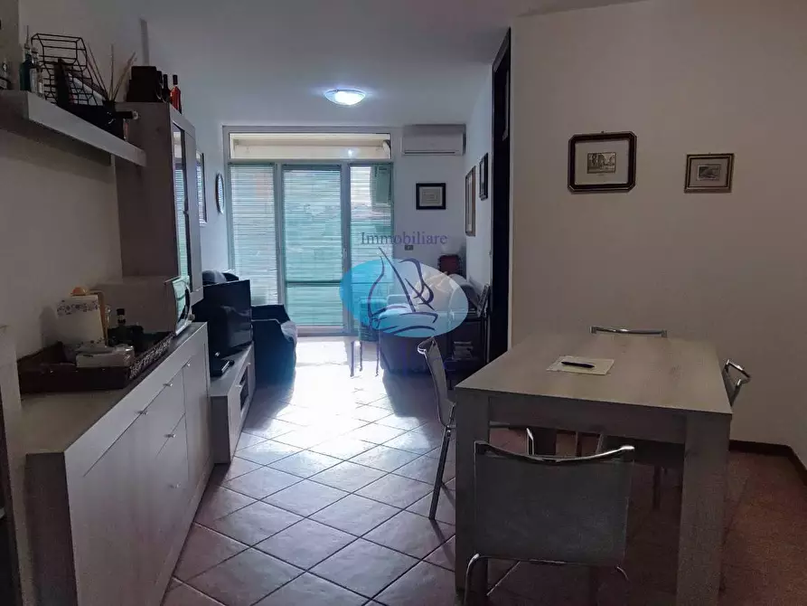 Immagine 2 di Appartamento in vendita  in VIA PISACANE a Viareggio