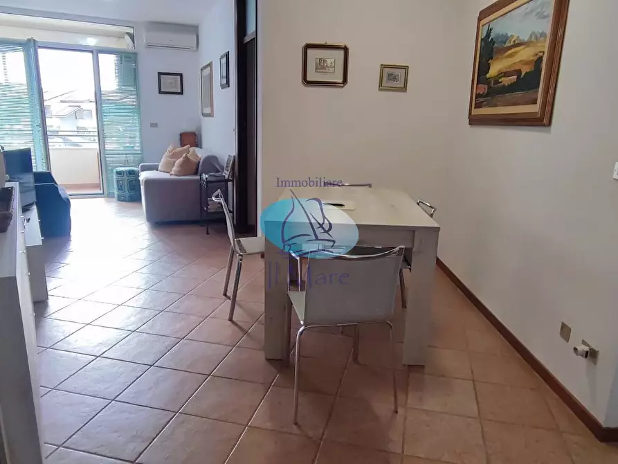 Immagine 4 di Appartamento in vendita  in VIA PISACANE a Viareggio