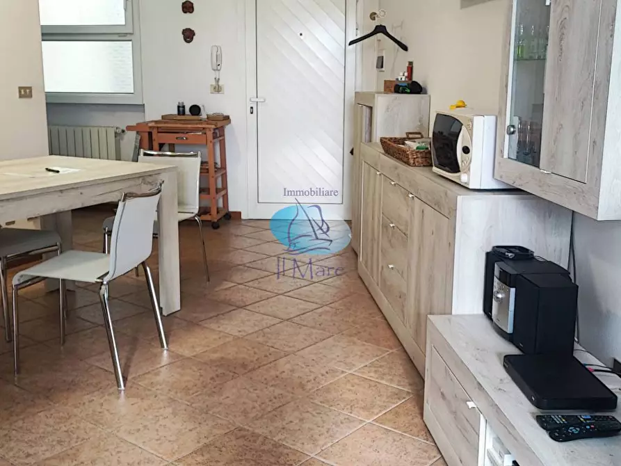 Immagine 6 di Appartamento in vendita  in VIA PISACANE a Viareggio