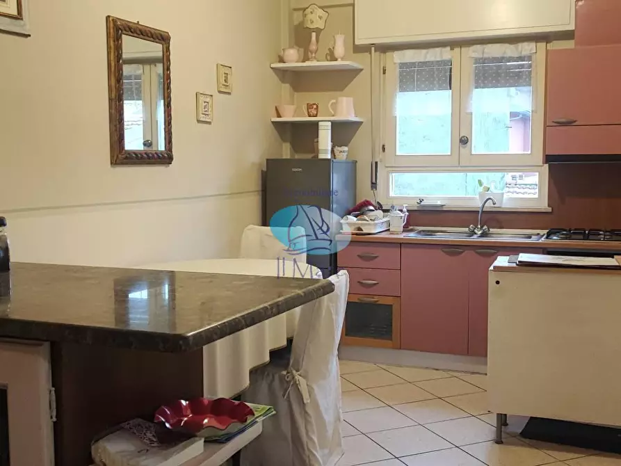 Immagine 2 di Appartamento in vendita  in MARONCELLI a Viareggio