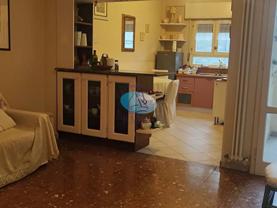 Immagine 5 di Appartamento in vendita  in MARONCELLI a Viareggio