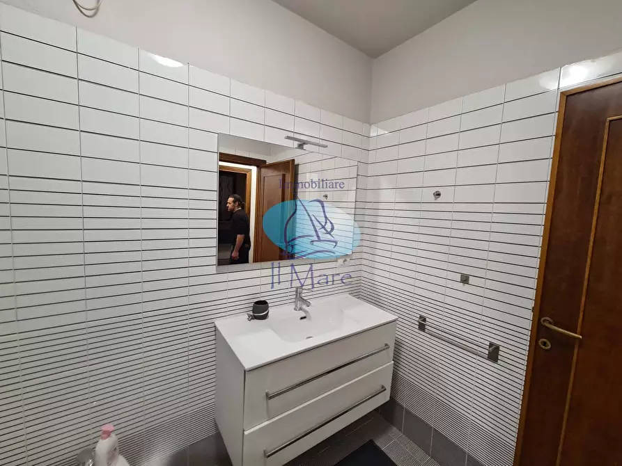 Immagine 22 di Appartamento in affitto  in MAMELI a Viareggio