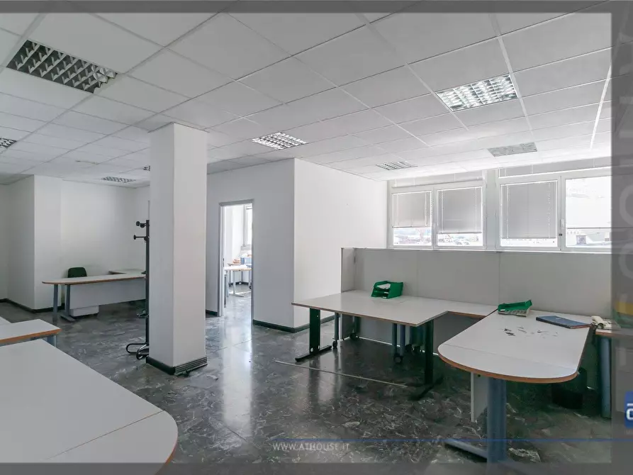 Immagine 5 di Ufficio in affitto  in Via Karl Ludwig Von Bruck a Trieste