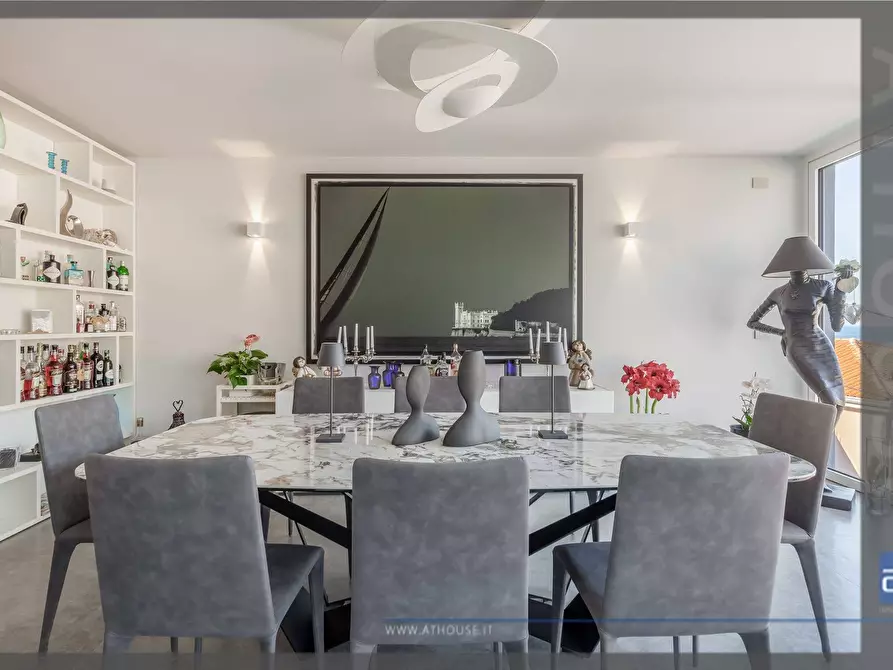 Immagine 3 di Villa in vendita  in Via Del Perarolo a Trieste