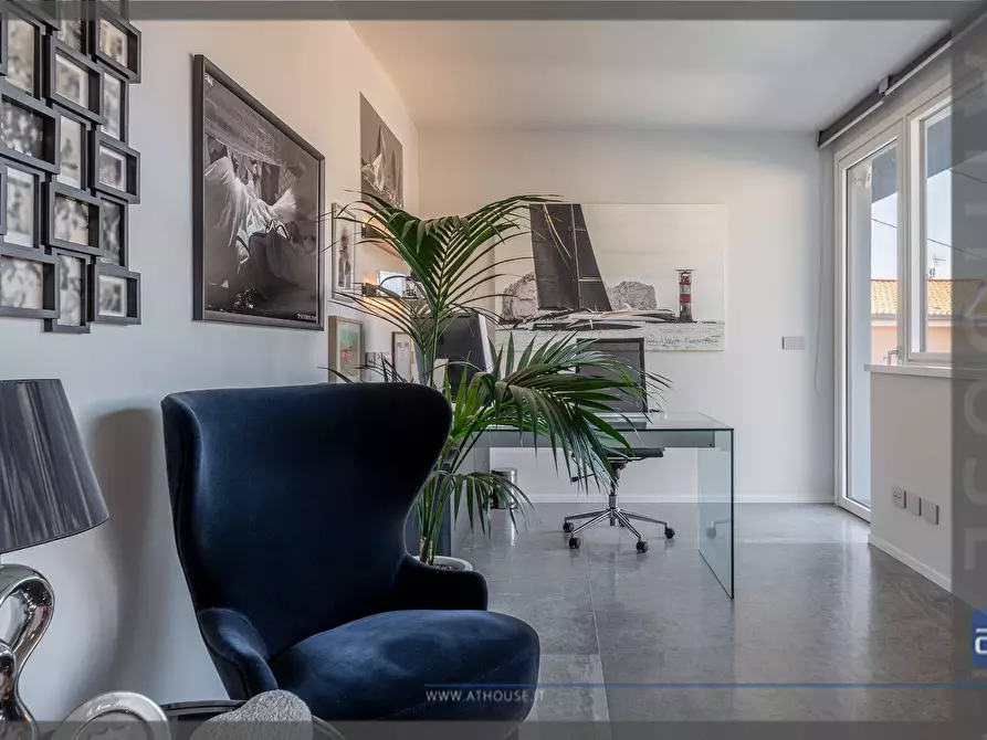 Immagine 9 di Villa in vendita  in Via Del Perarolo a Trieste