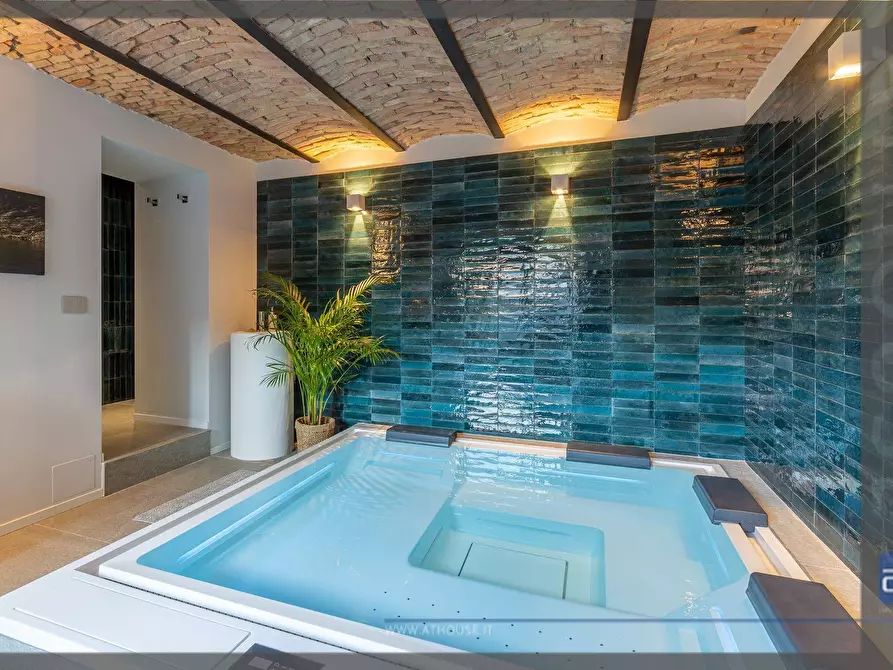 Immagine 21 di Villa in vendita  in Via Del Perarolo a Trieste