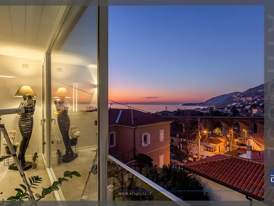 Immagine 26 di Villa in vendita  in Via Del Perarolo a Trieste