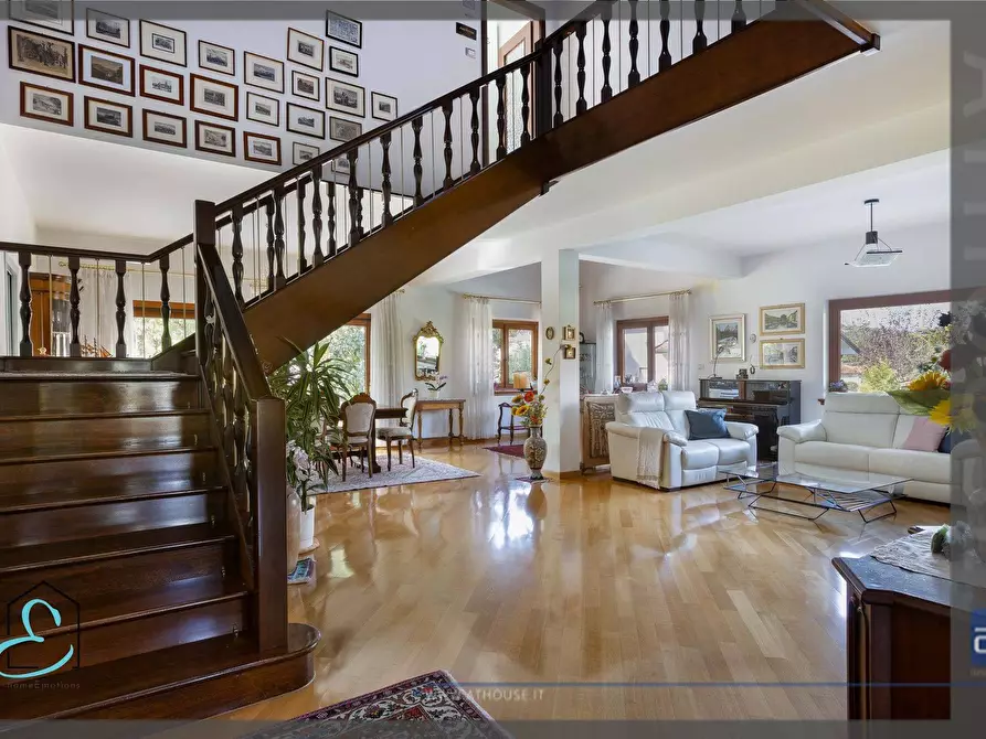 Immagine 8 di Appartamento in vendita  in Via Del Ricreatorio a Trieste