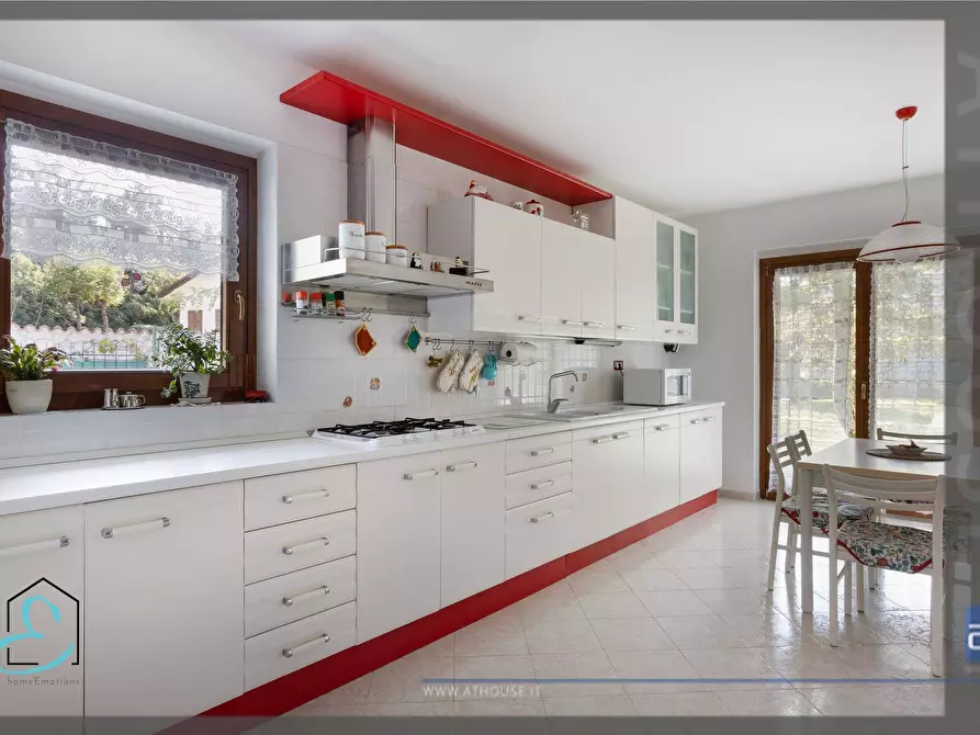 Immagine 17 di Appartamento in vendita  in Via Del Ricreatorio a Trieste