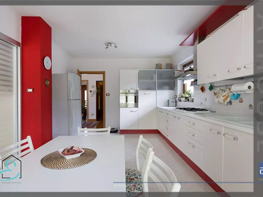 Immagine 18 di Appartamento in vendita  in Via Del Ricreatorio a Trieste