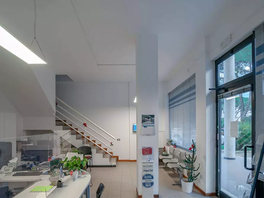 Immagine 3 di Locale commerciale in vendita  in via Buonarroti a Gorizia