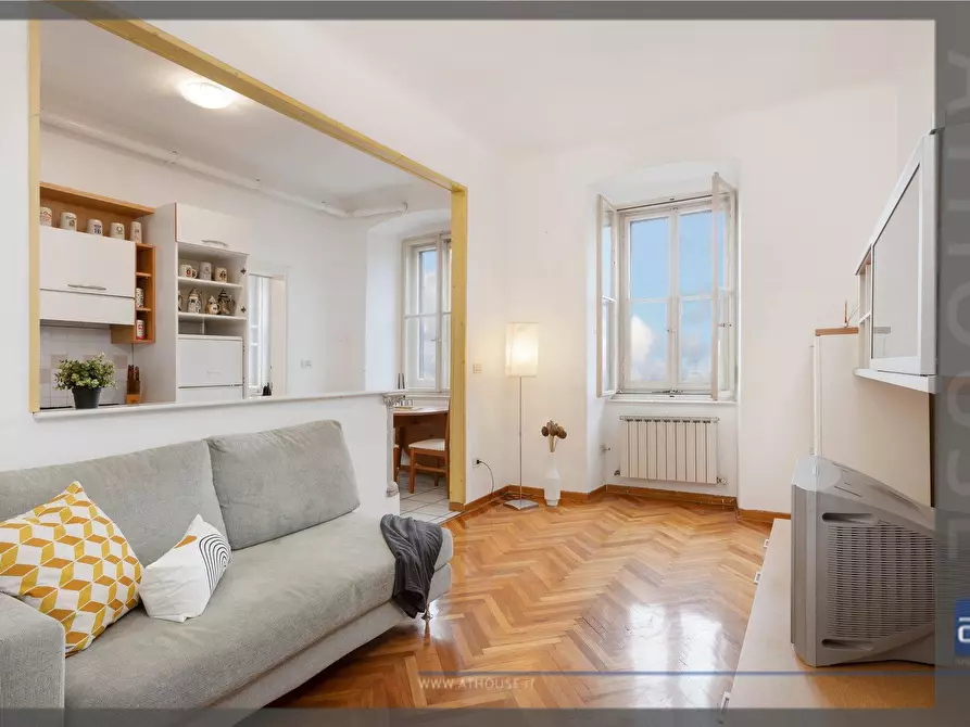 Immagine 1 di Appartamento in vendita  in Via San Marco a Trieste