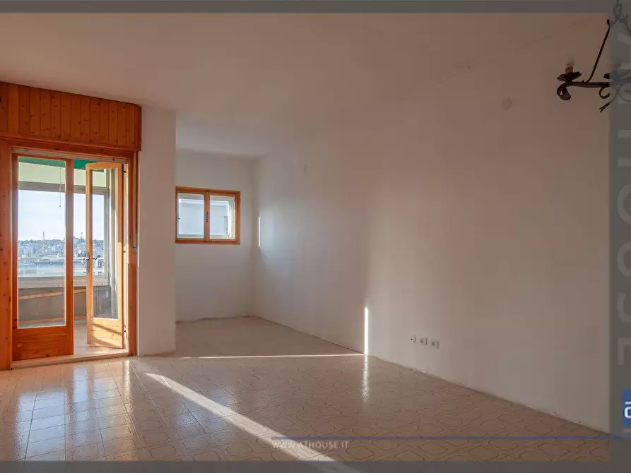 Immagine 1 di Appartamento in vendita  in Via Pinguente a Trieste
