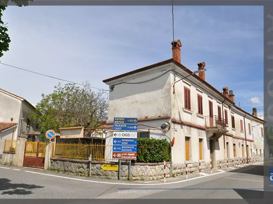Immagine 1 di Rustico / casale in vendita  in Località Borgo Grotta Gigante a Sgonico