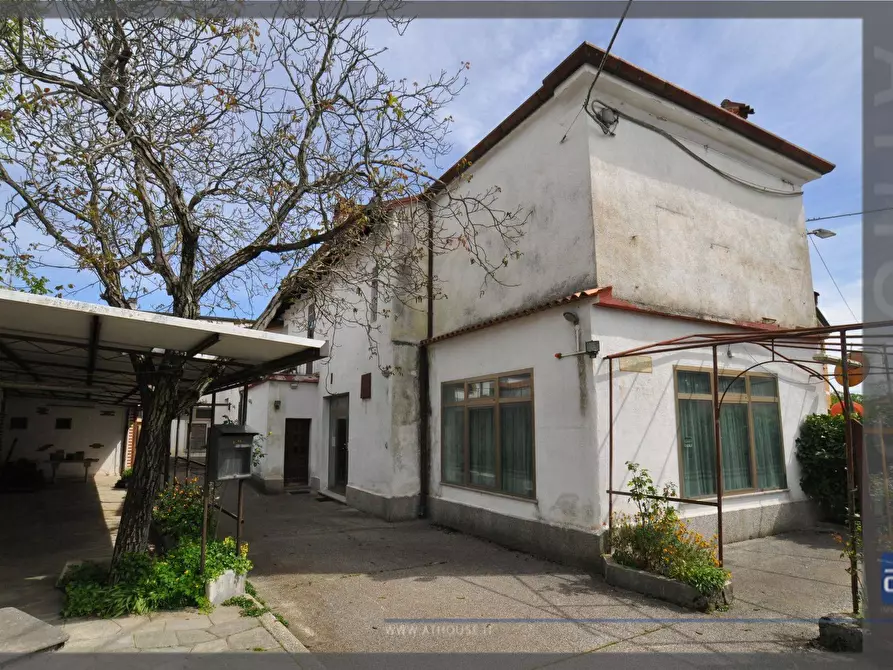 Immagine 10 di Rustico / casale in vendita  in Località Borgo Grotta Gigante a Sgonico