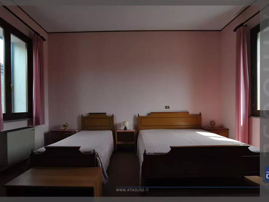 Immagine 23 di Rustico / casale in vendita  in Località Borgo Grotta Gigante a Sgonico