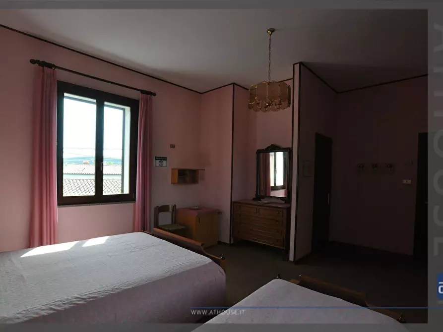 Immagine 24 di Rustico / casale in vendita  in Località Borgo Grotta Gigante a Sgonico