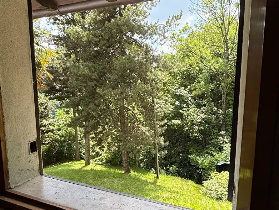 Immagine 25 di Casa indipendente in vendita  in via Bracc a Alzano Lombardo